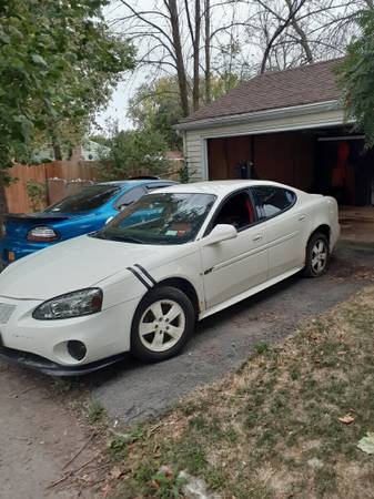 2007 Pontiac Grand Prix - cars & trucks - by owner - vehicle... for sale in Niagara Falls, NY – photo 4