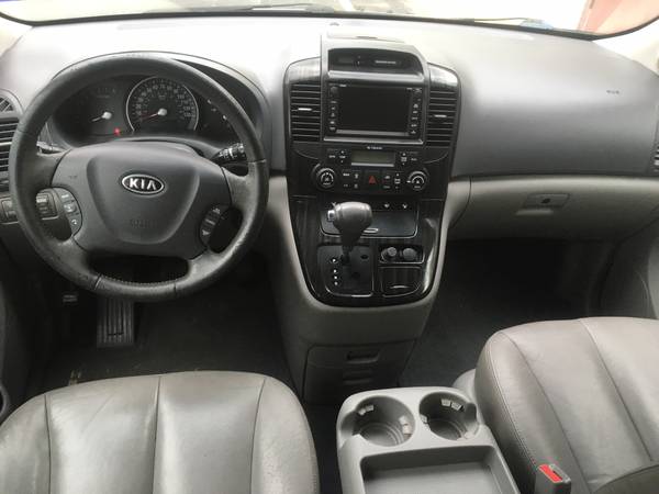 2012 Kia Sedona EX Family Minivan Seats up to 7 - - by for sale in Clyde , TX – photo 11