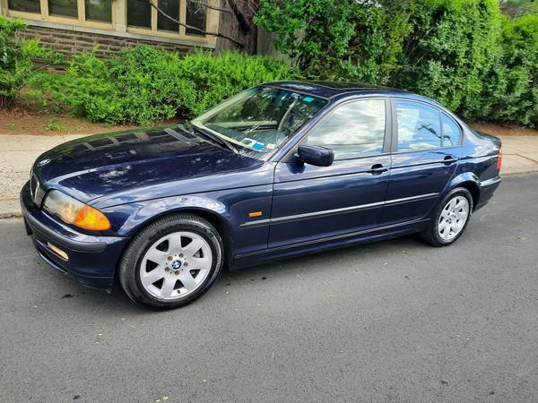 2001 BMW E46 325xi AWD Runs Great, Clean 2 5l V6 Automatic - cars & for sale in Philadelphia, PA – photo 2