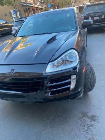 I am selling my 2010 Porsche Cayenne - cars & trucks - by owner -... for sale in Rio Linda, CA – photo 2
