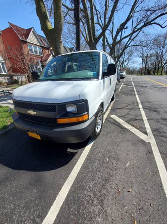 2009 chevy express cargo van for sale in Ozone Park, NY – photo 3