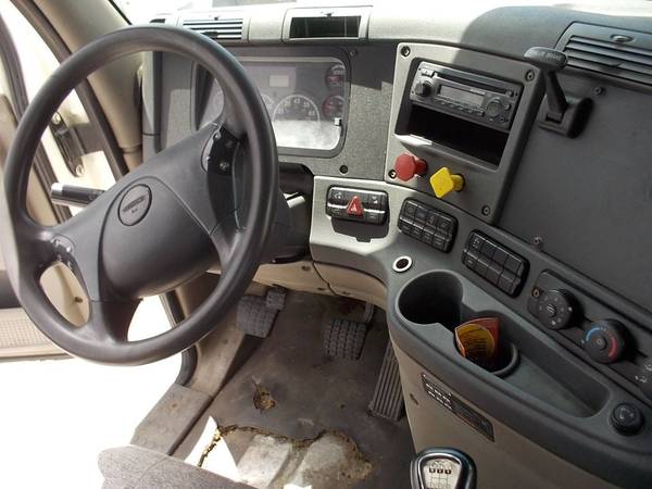 2012 Freightliner Cascadia - cars & trucks - by dealer - vehicle... for sale in Plant City, FL – photo 12