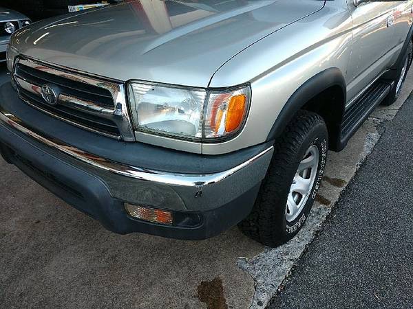 2000 Toyota 4Runner SR5 4WD - cars & trucks - by dealer - vehicle... for sale in Cleveland, AL – photo 11