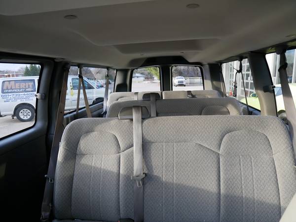 2019 Chevrolet Express Passenger LT 6 0 15 passenger for sale in Saint Paul, MN – photo 16