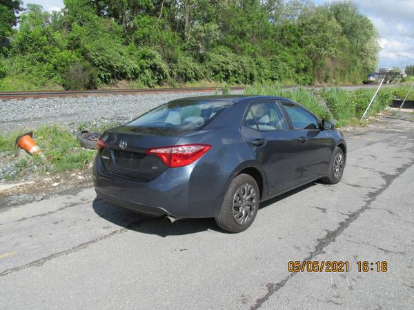 Beautiful 2018 Toyota Corolla LE 4dr Sedan - - by for sale in Silver Spring, District Of Columbia – photo 2