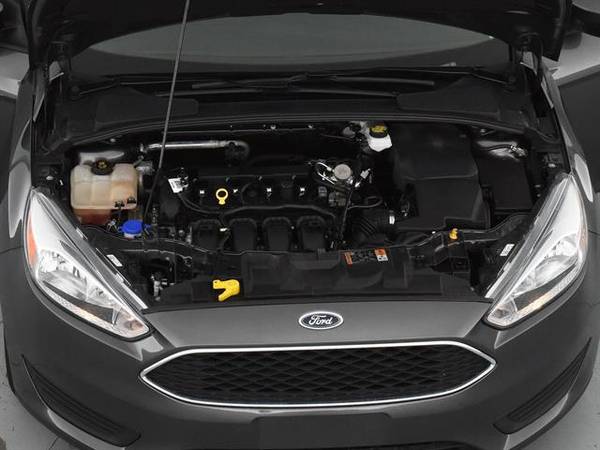 2018 Ford Focus SE Sedan 4D sedan Dk. Gray - FINANCE ONLINE for sale in Atlanta, CO – photo 4