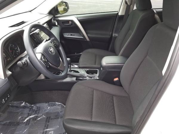 2018 Toyota RAV4 LE~ONLY 8K MILES~ GREAT COLOR~ LIKE NEW~ FINANCE... for sale in Sarasota, FL – photo 22