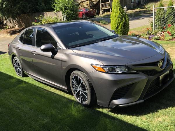 2018 Toyota Camry SE 28/39MPG - cars & trucks - by owner - vehicle... for sale in Vancouver, OR – photo 9