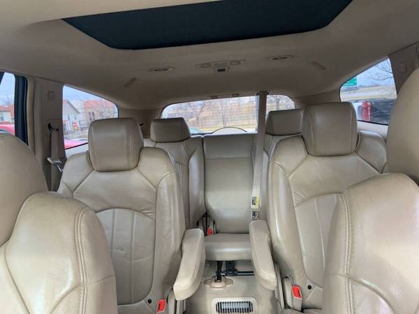 2008 Buick Enclave CXL AWD - cars & trucks - by dealer - vehicle... for sale in milwaukee, WI – photo 20