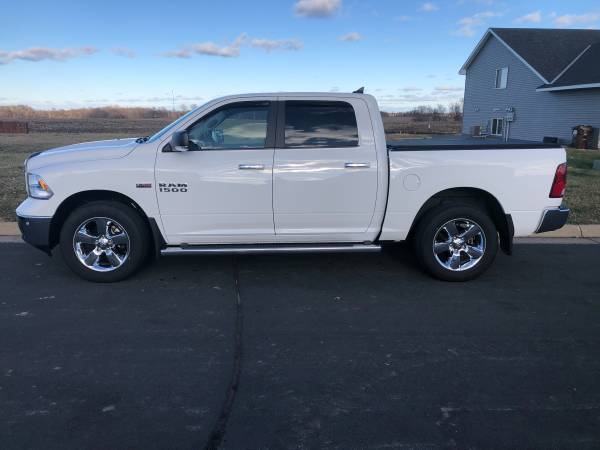 2017 Ram 1500 Big Horn 4X4 Crew Cab - cars & trucks - by owner -... for sale in New Prague, MN – photo 3