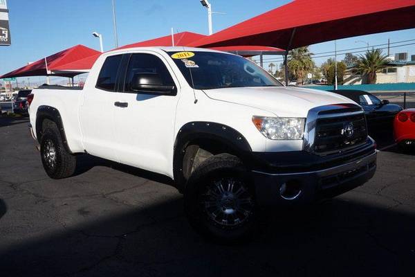 2011 Toyota Tundra 4WD, PREMIUM WHEELS, TOWING PKG, CLEAN CAR FAX SE... for sale in Las Vegas, NV – photo 2