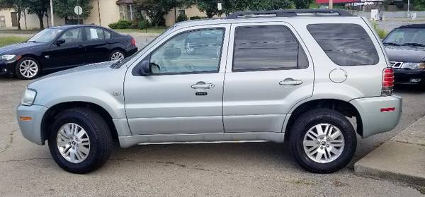 2006 Mercury Mariner Premier 4x4 - Low Miles All Power Loaded Moonroof for sale in New Castle, PA – photo 3
