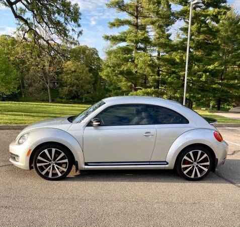 2012 Volkswagen Beetle Turbo Coupe 6 Speed Manual Only 41k miles for sale in Des Moines, IA – photo 6