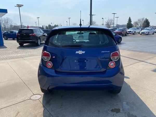 2014 Chevrolet Sonic LS - hatchback - - by dealer for sale in Manitowoc, WI – photo 4