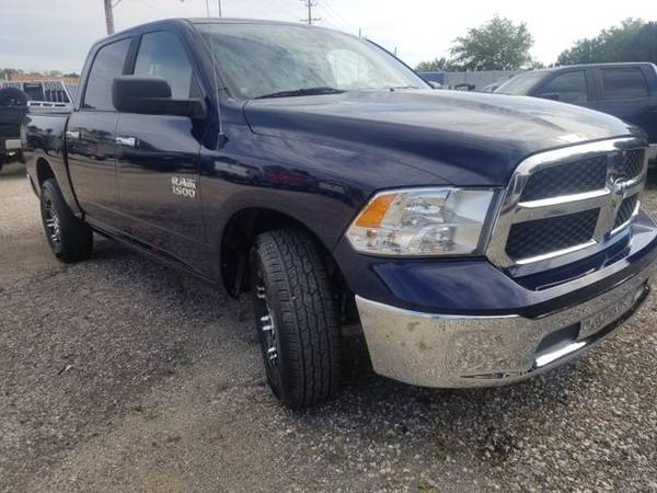 2015 Ram 1500 Crew Cab - Financing Available! for sale in Grayslake, IL – photo 8