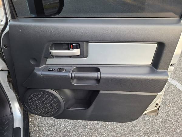 Check Out This Spotless 2007 Toyota FJ Cruiser TRIM with for sale in Longwood , FL – photo 14