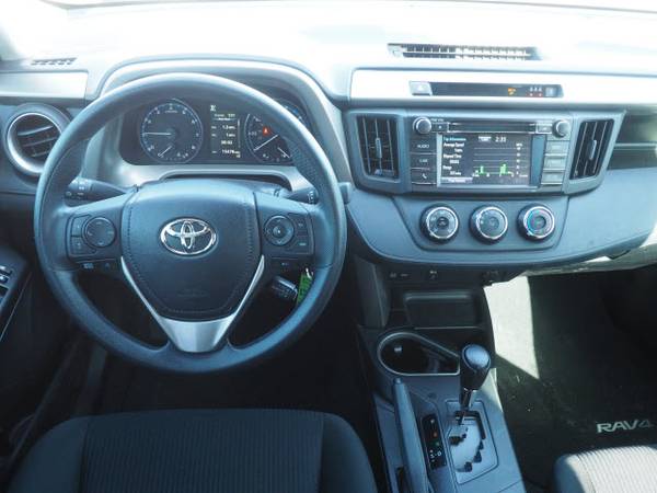 2018 Toyota RAV4 LE - - by dealer - vehicle automotive for sale in Bend, OR – photo 14