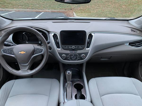 2018 Chevrolet Malibu 4dr Sdn LT w/1LT - - by dealer for sale in KANSAS CITY, KS – photo 19