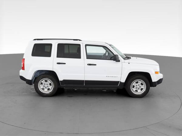 2015 Jeep Patriot Sport SUV 4D suv White - FINANCE ONLINE - cars &... for sale in Long Beach, CA – photo 13
