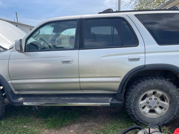 99 Toyota 4runner PART OUT for sale in Chillicothe, OH – photo 10