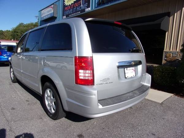 2010 Chrysler Town & Country Voyager - Down Payments As Low As $500 for sale in Lincolnton, NC – photo 7