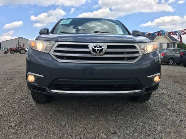 2011 Toyota Highlander All Wheel Drive! - - by for sale in Finchville, KY – photo 24