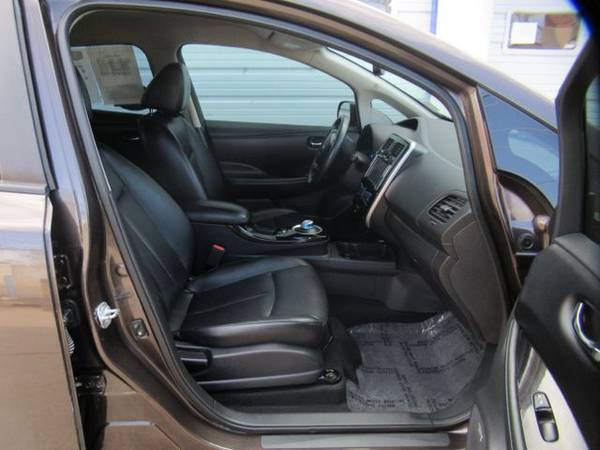 Nissan LEAF All vehicles fully Sanitized~We are open for you!! -... for sale in Albuquerque, NM – photo 21