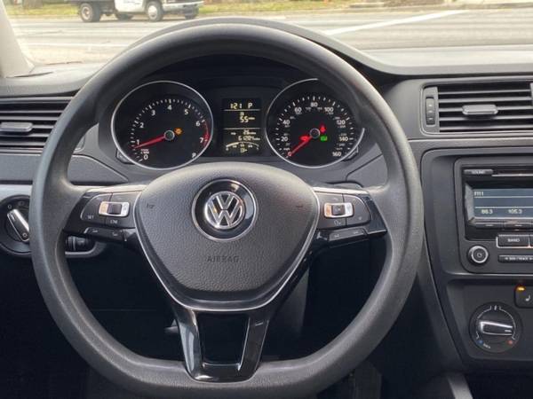 2015 Volkswagen Jetta SE, WARRANTY, BLUETOOTH, PARKING SENSORS for sale in Norfolk, VA – photo 17