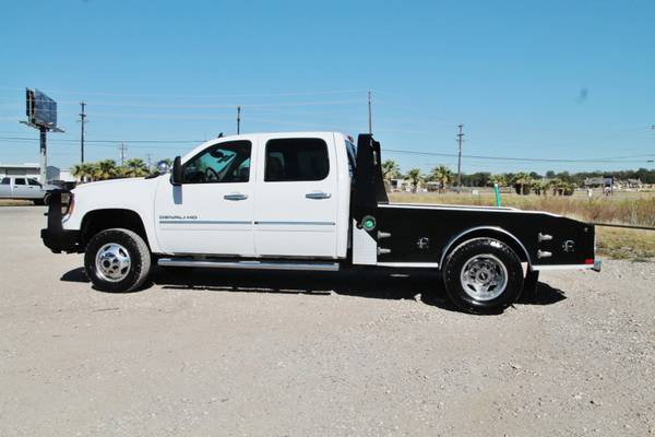 2014 GMC 3500 DENALI 4X4 - SKIRTED FLATBED -LOW MILES -LOADED - TX... for sale in Liberty Hill, IN – photo 6