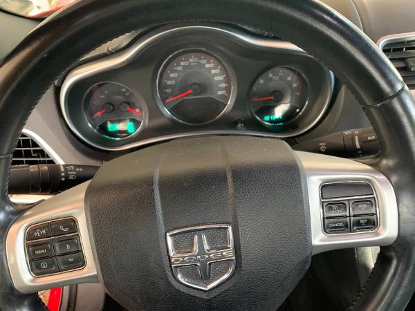 Dodge Avenger LUX 2011 - cars & trucks - by owner - vehicle... for sale in Salina, OK – photo 4