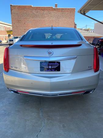 2013 CADILLAC XTS PLATINUM AWD LOADED VERY LOW MILES LIKE NEW - cars... for sale in Erwin, TN – photo 4