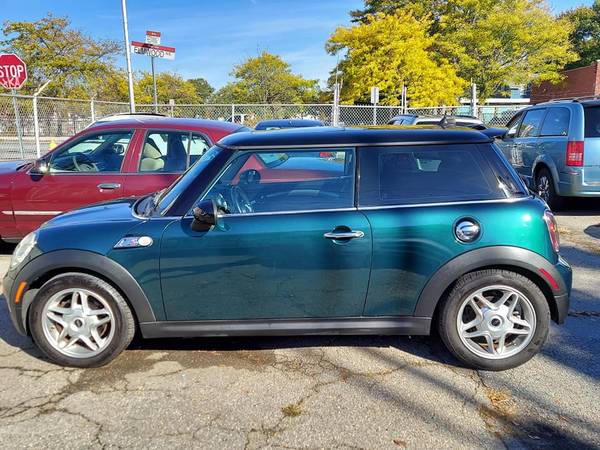 2007 MINI Cooper S - cars & trucks - by dealer - vehicle automotive... for sale in Providence, MA – photo 4