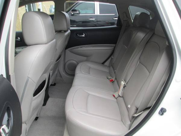 2012 Nissan Rogue SL AWD Leather NAV Sunroof CLEAN got for sale in Boston, MA – photo 7