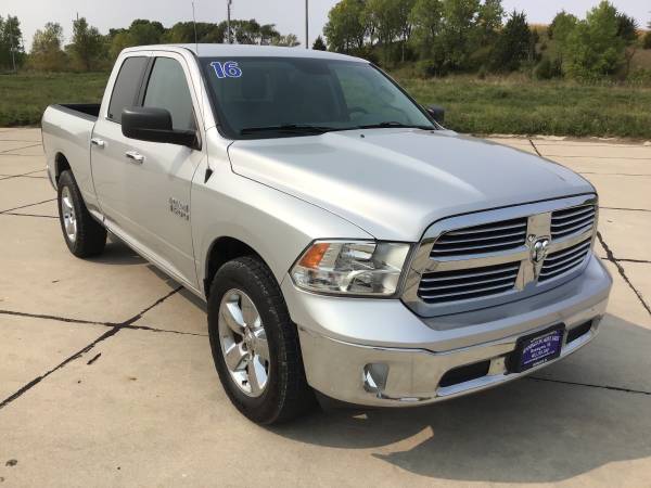 2016 Ram 1500 Big Horn 4X4 - ONLY 58K MILES - Financing Available -... for sale in Bennington, NE – photo 5