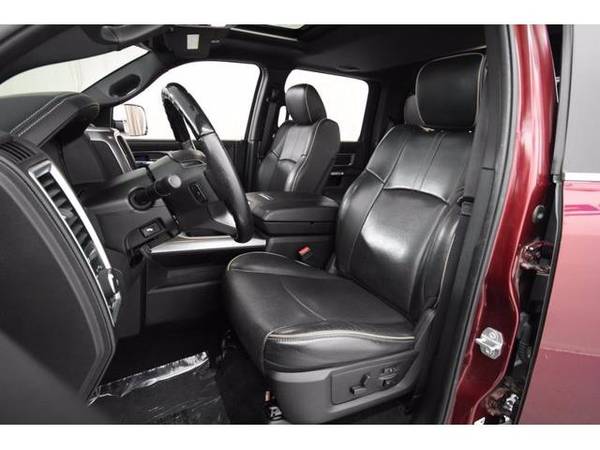 2017 Ram 1500 truck Limited 4x4 Crew Cab 753 20 PER MONTH! - cars & for sale in Rockford, IL – photo 5