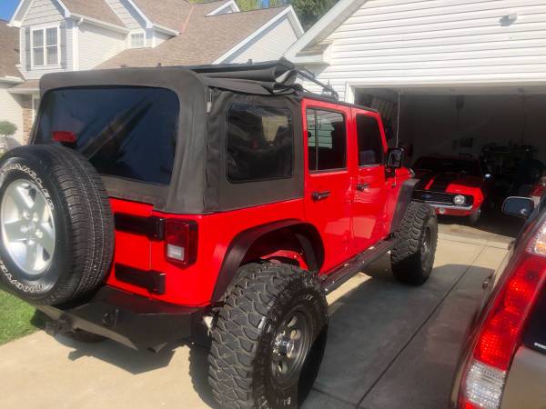 2011 Jeep wrangler unlimited for sale in Eastlake, OH – photo 4