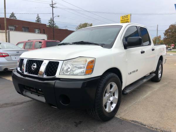 2006 Nissan Titan XE Crew Cab 2WD - 117,000 Miles - for sale in Toledo, OH – photo 3