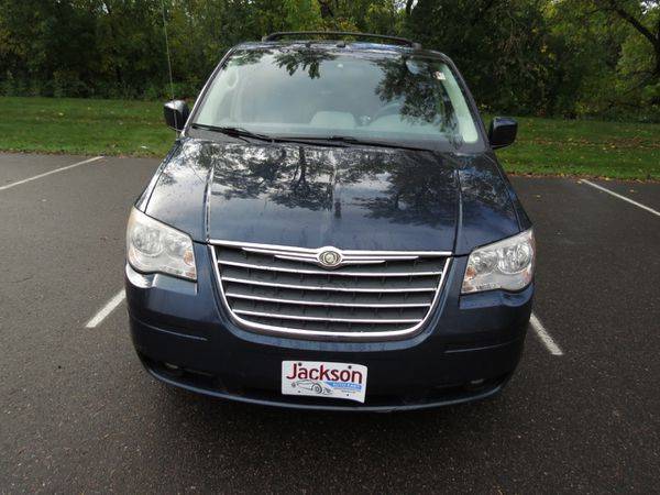 2009 Chrysler Town Country 4dr Wgn Touring - Call or TEXT! Financing A for sale in Maplewood, MN – photo 8