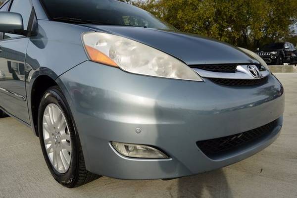 2008 Toyota Sienna - Financing Available! - cars & trucks - by... for sale in Murfreesboro, TN – photo 17