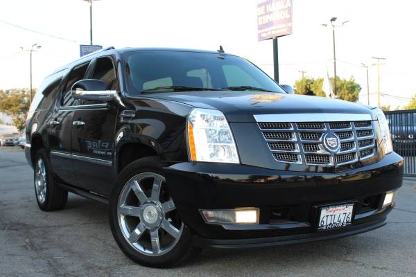 2010 Cadillac Escalade- ESV Platinum 4WD. Great Deals 💲💲 Call Today. for sale in Montclair, CA – photo 2