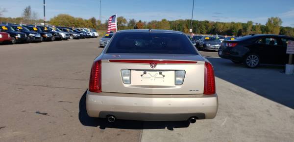 MOON ROOF!! 2006 Cadillac STS 4dr Sdn V6 for sale in Chesaning, MI – photo 6