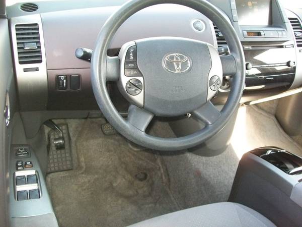 2005 Toyota Prius Hybrid Carfax One Owner 48/45 mpg for sale in Napa, CA – photo 11