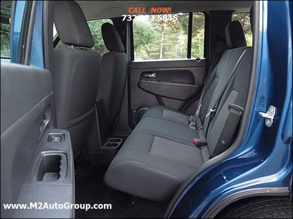 2009 Jeep Liberty Sport 4x4 4dr SUV - cars & trucks - by dealer -... for sale in East Brunswick, NJ – photo 9