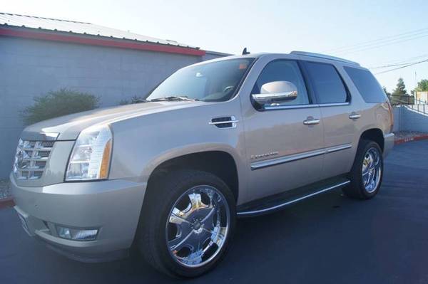 2007 Cadillac Escalade Base AWD LOW 89K MILES LOADED WARRANTY with for sale in Carmichael, CA – photo 8