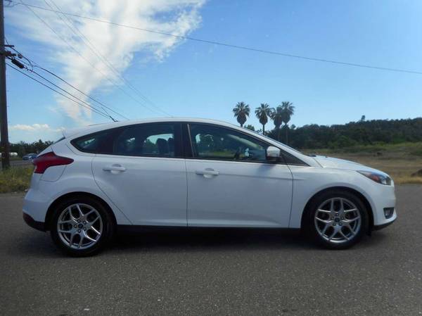 2015 FORD FOCUS SE HATCHBACK WITH LEATHER for sale in Anderson, CA – photo 5