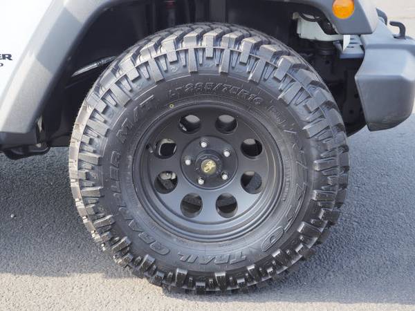 2015 Jeep Wrangler Unlimited RUBICON 4WD 4DR SUV 4x4 P - Lifted... for sale in Glendale, AZ – photo 14