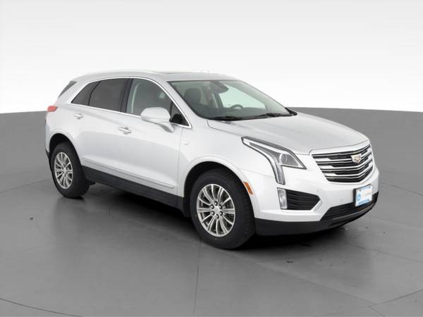 2017 Caddy Cadillac XT5 Luxury Sport Utility 4D suv Silver - FINANCE... for sale in Pittsburgh, PA – photo 15