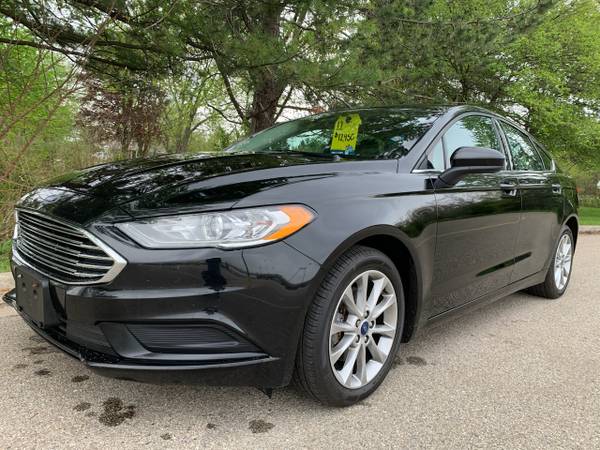 2017 Ford Fusion SE FWD - - by dealer - vehicle for sale in Flint, MI – photo 2