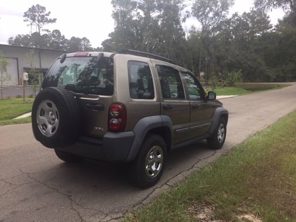 2005 JEEP LIBERTY SPORT~BigBendCars.com~CARS FIXED RIGHT! - $2495 for sale in Tallahassee, FL – photo 5