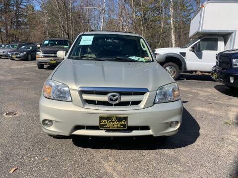 5, 999 2005 Mazda Tribute S 4WD Only 103k Miles, LEATHER, Clean for sale in Belmont, ME – photo 2